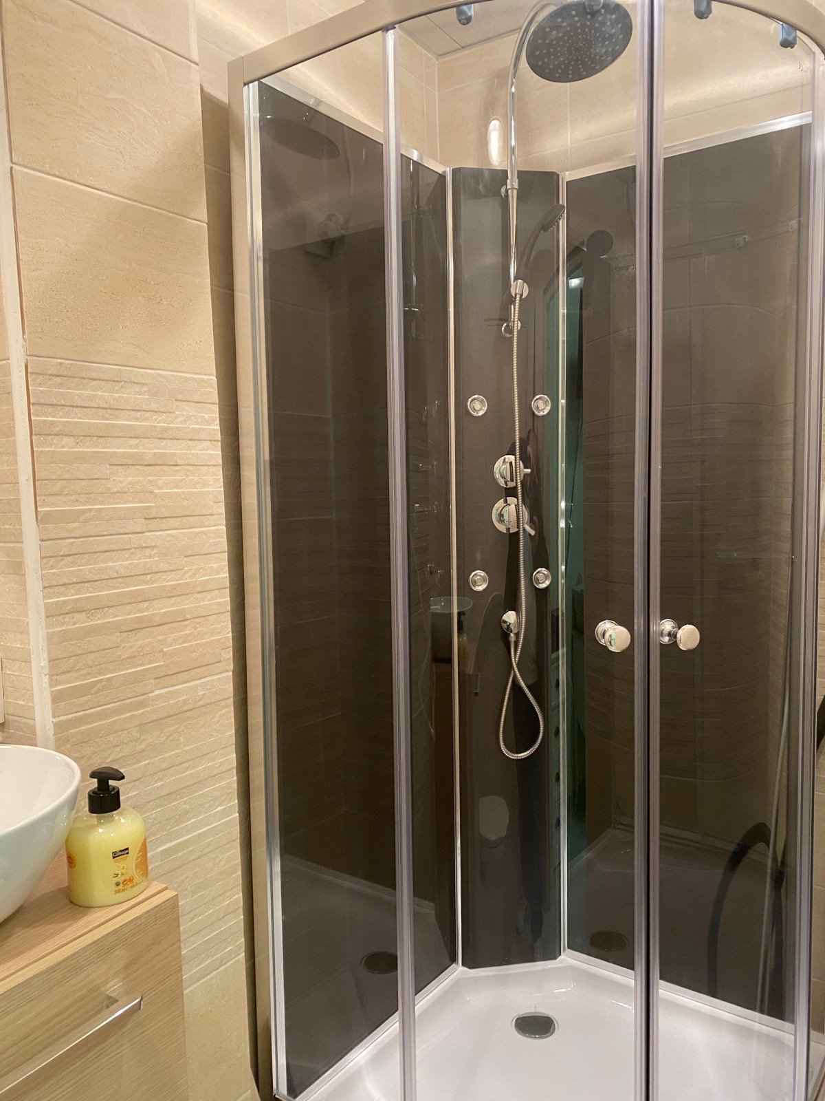 Installation de cabine de douche
